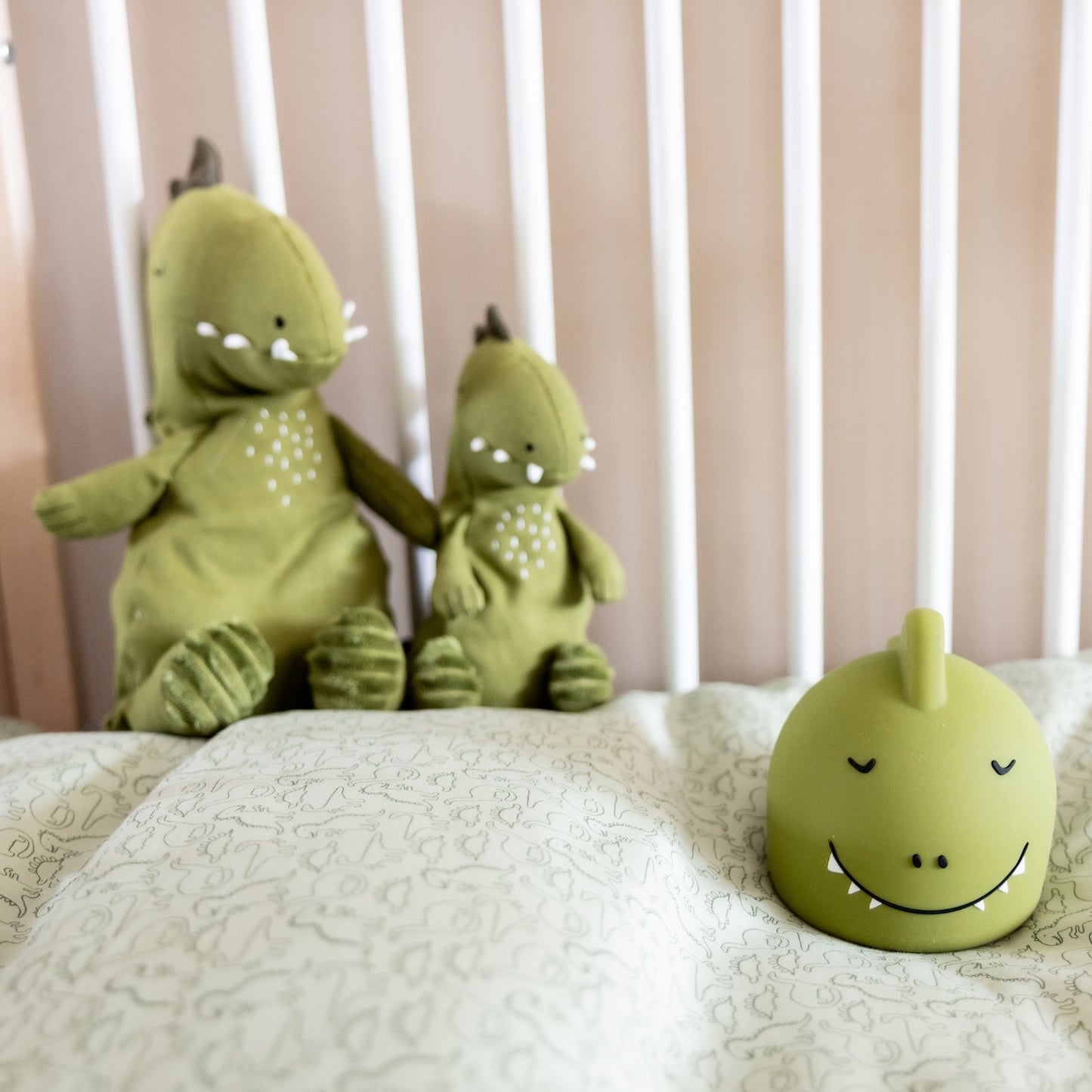 Veilleuse en silicone Mr. Dino