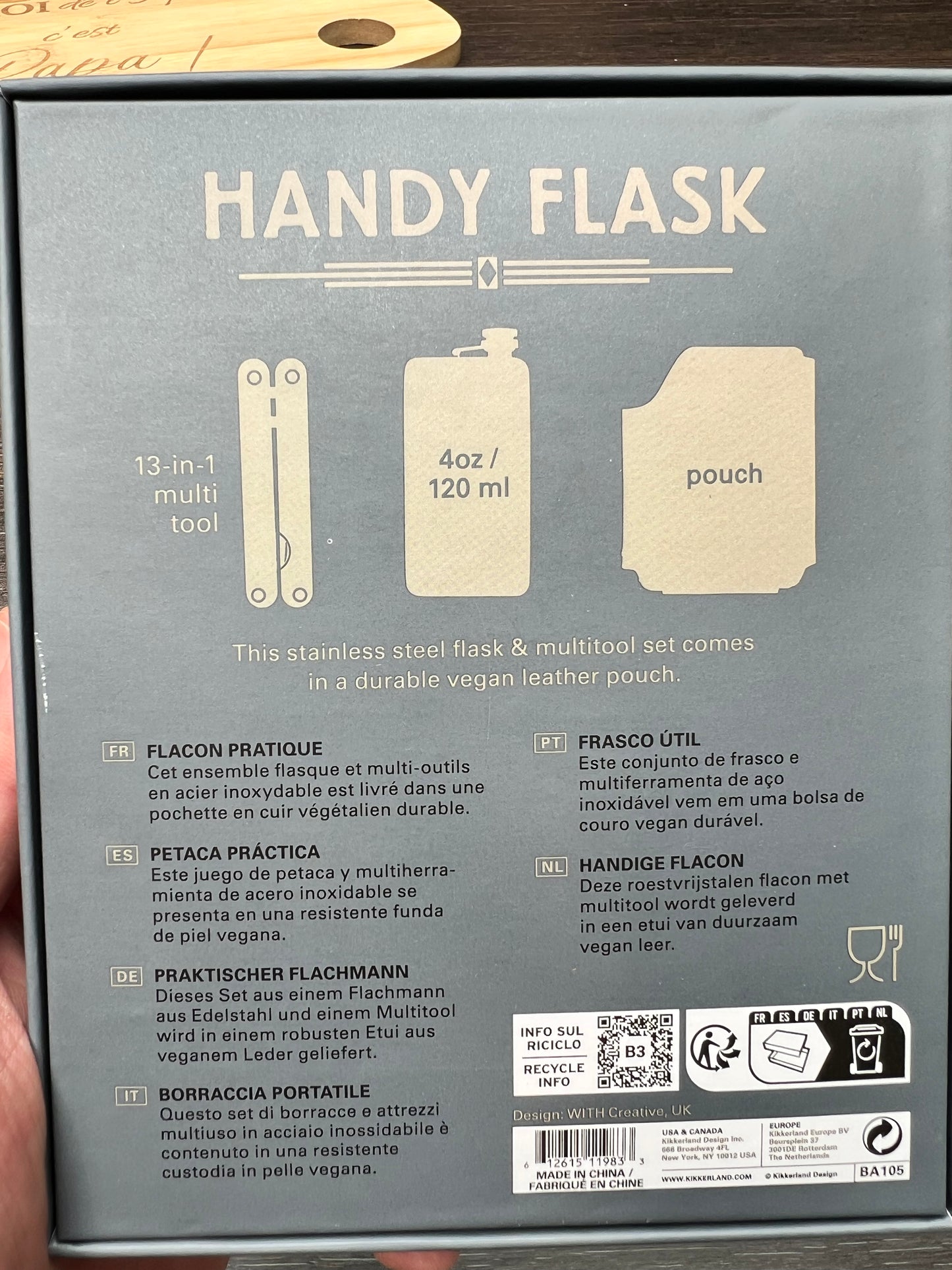 Coffret flasque et outils papa