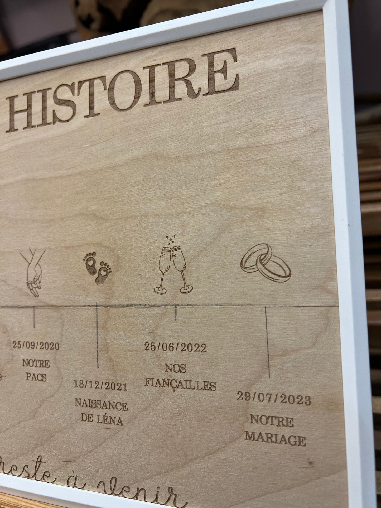 Cadre plaque bois personnalisable "notre histoire"