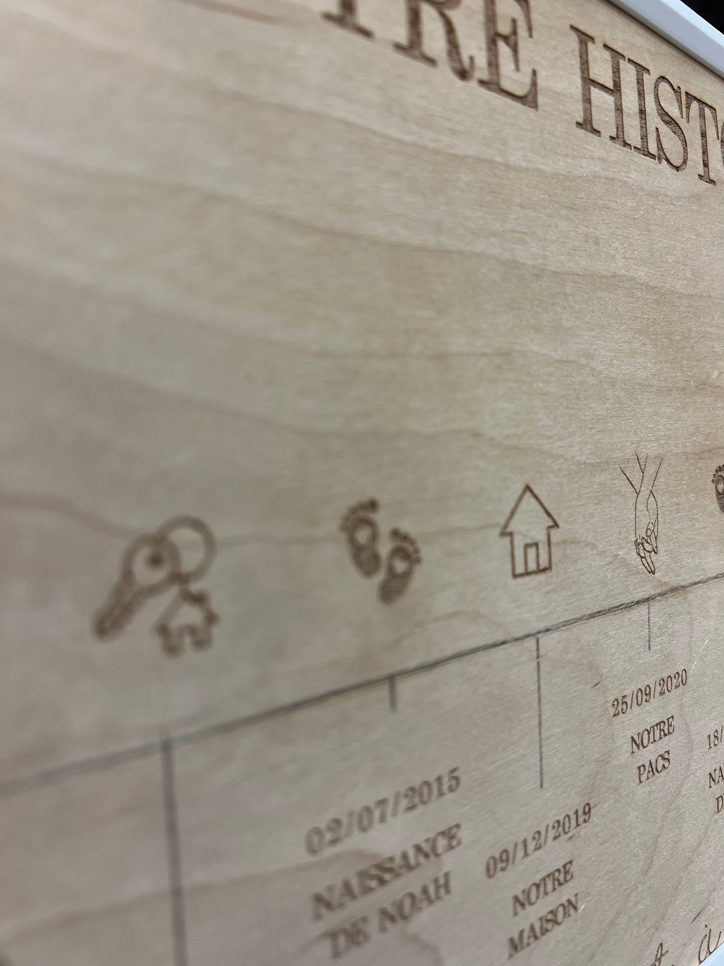 Cadre plaque bois personnalisable "notre histoire"