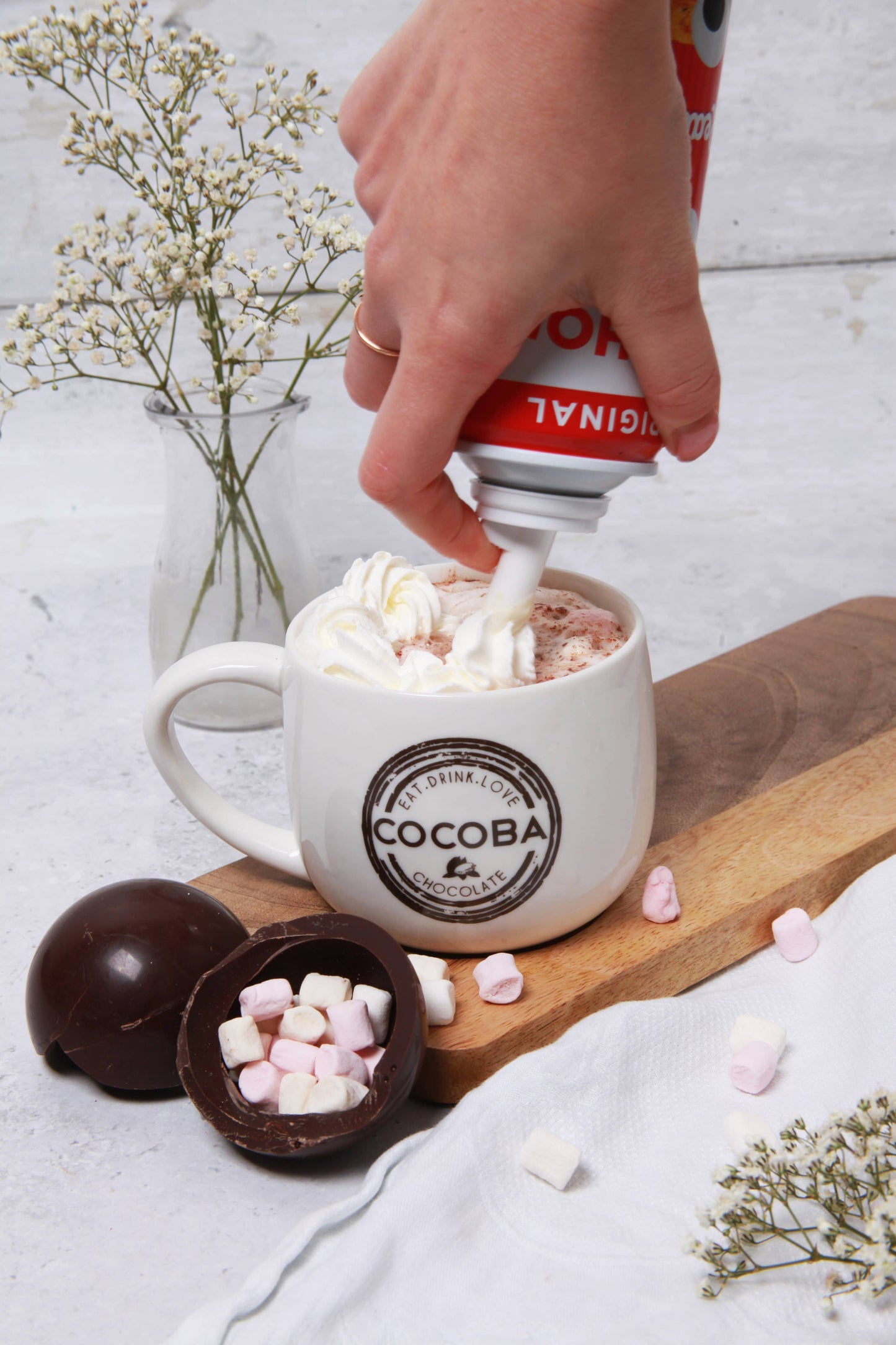 Bombe individuelle au chocolat chaud