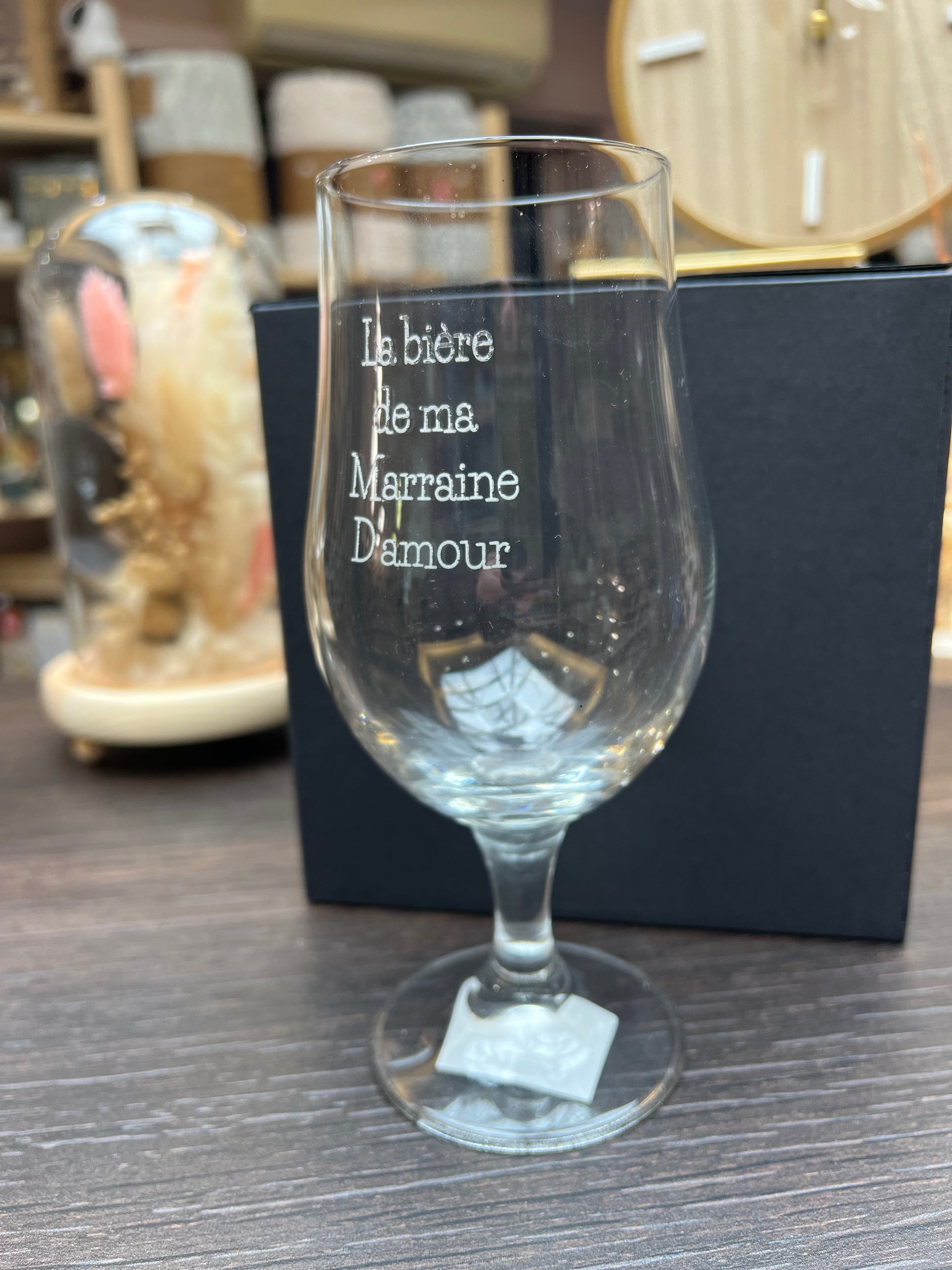 Chope de bière - Marjorie - Verre humoristique - 470 ml - Cadeau fête des mères - Anniversaire - Maison