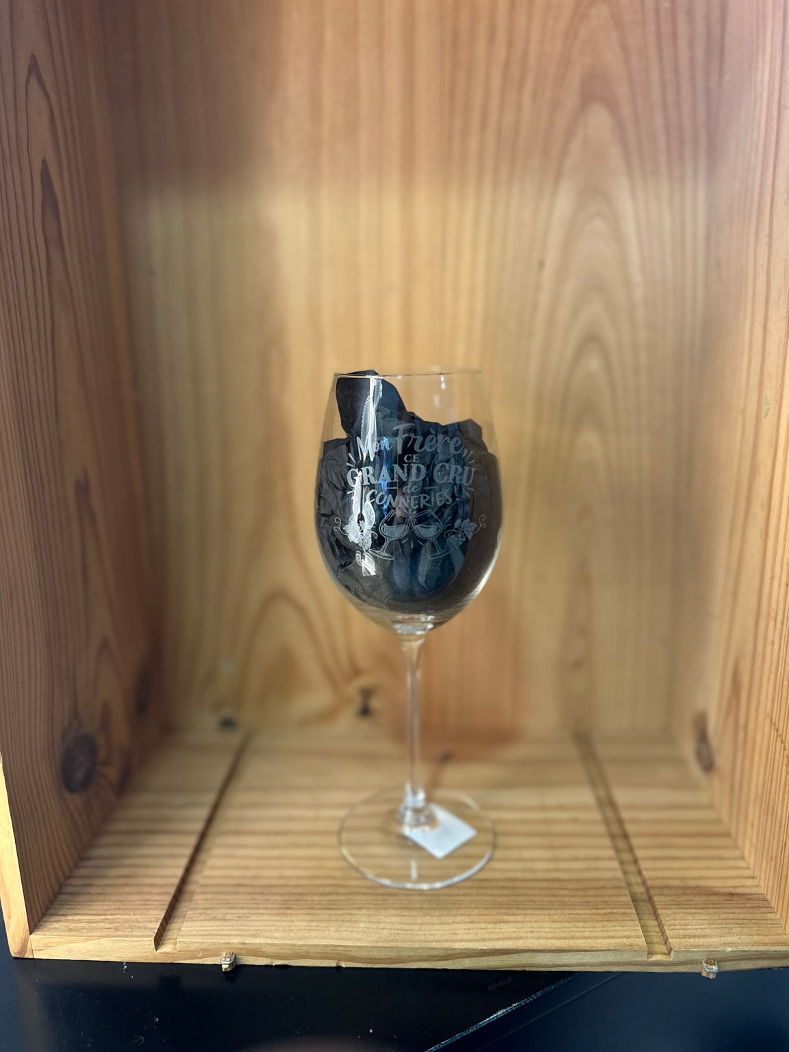 Verre gravé cadeau frère : Verre à vin gravé Mon Frère – Ce grand cru de conneries !