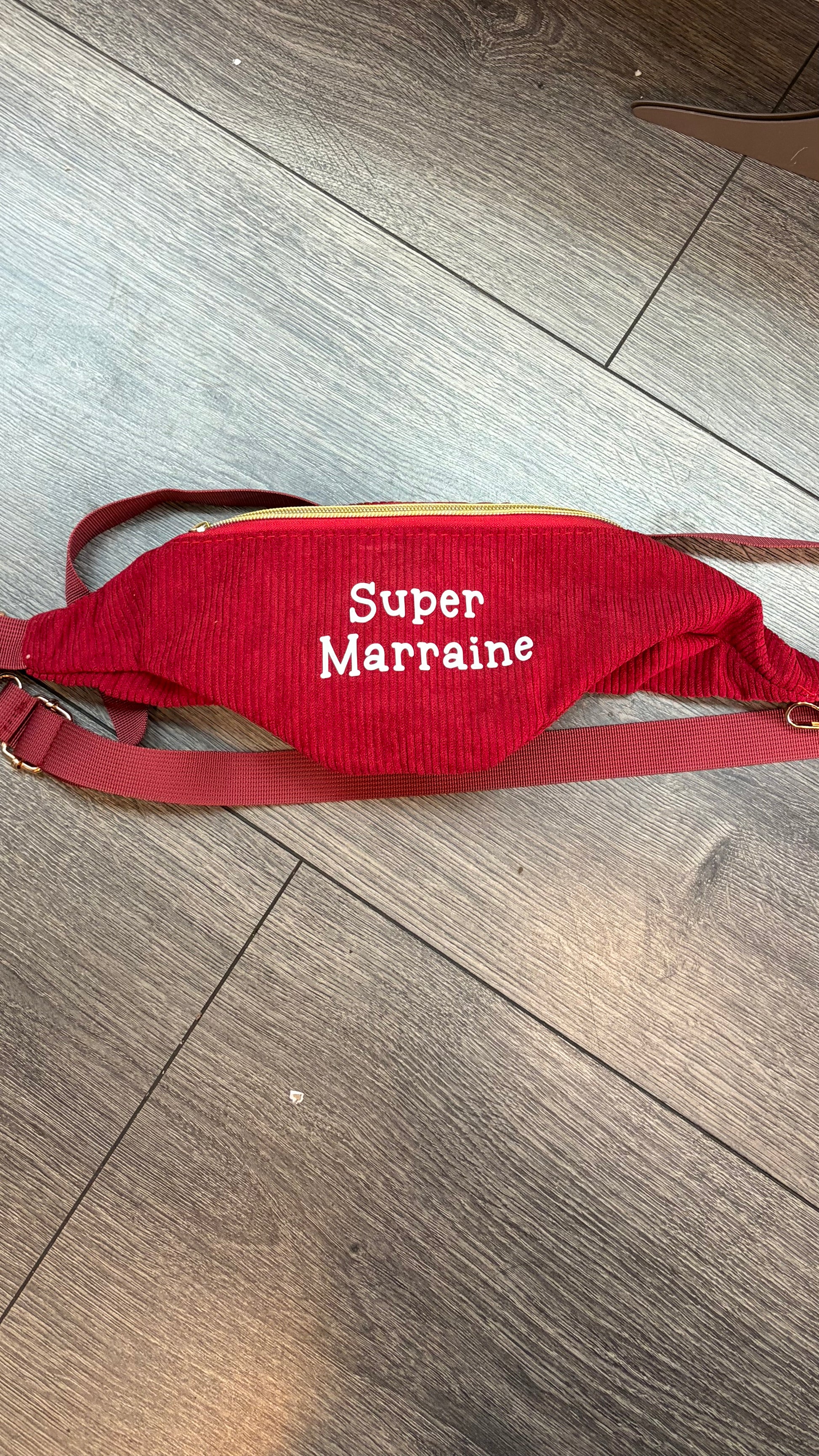 Sac banane personnalisé « Super Marraine »