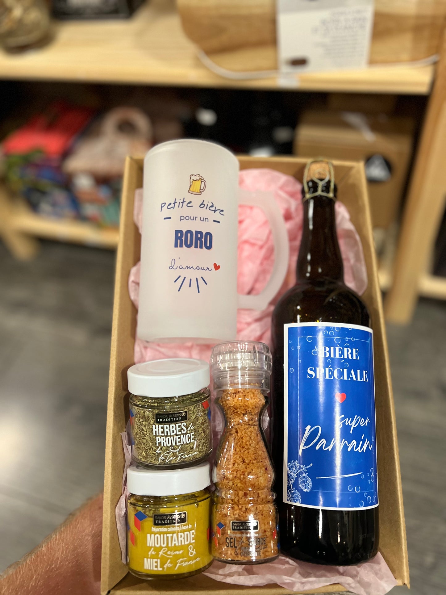 Coffret bière personnalisé Parrain – cadeau gourmand