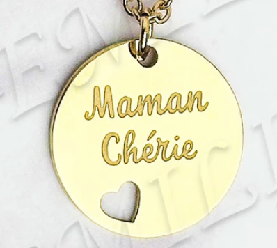 Collier médaille ronde "Maman Chérie"