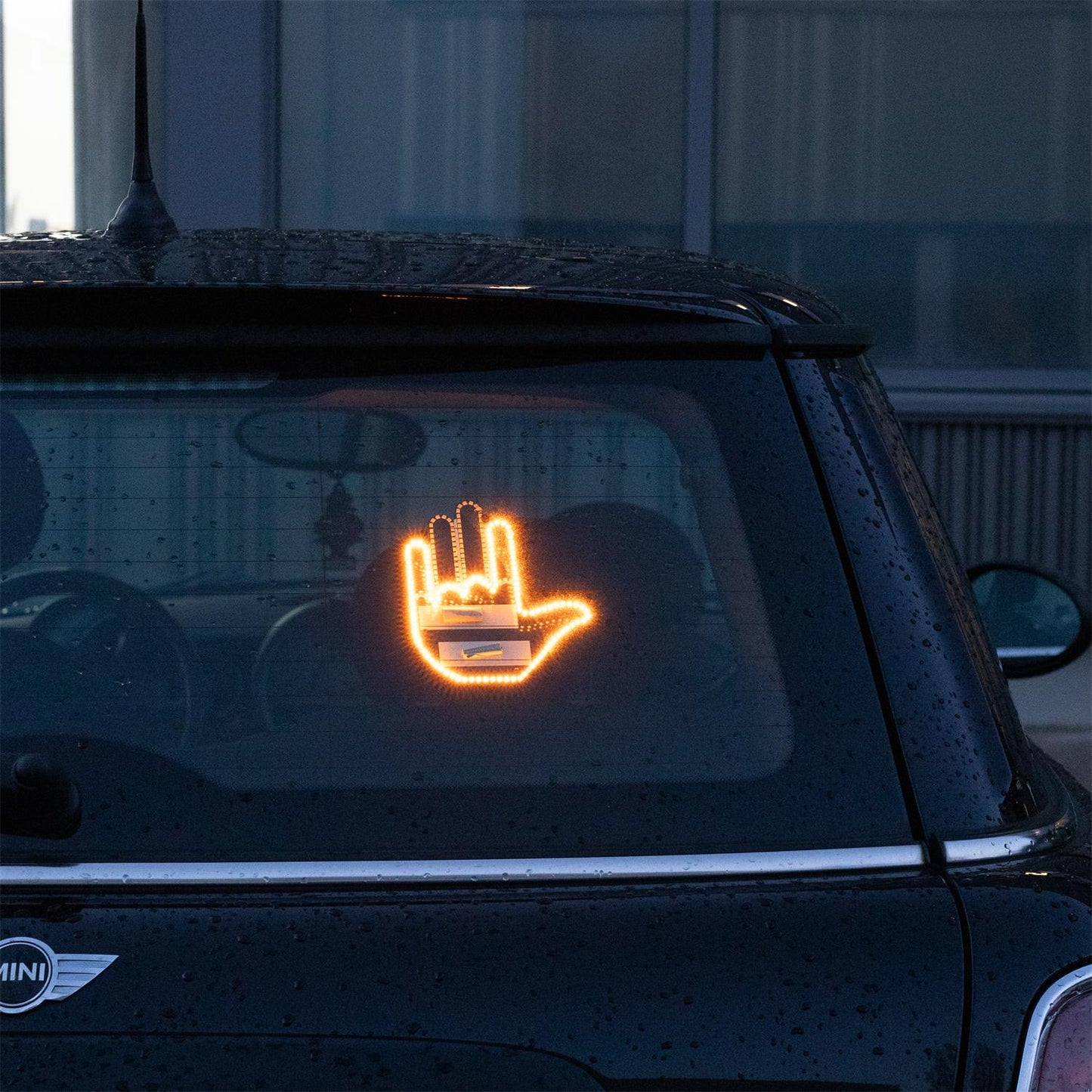 Signe main lumineux