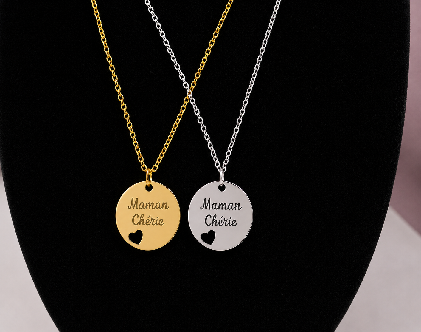 Collier médaille ronde "Maman Chérie"